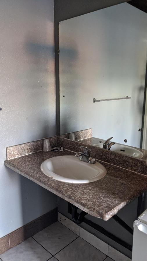 Eagle Inn Motel Long Beach Bagian luar foto